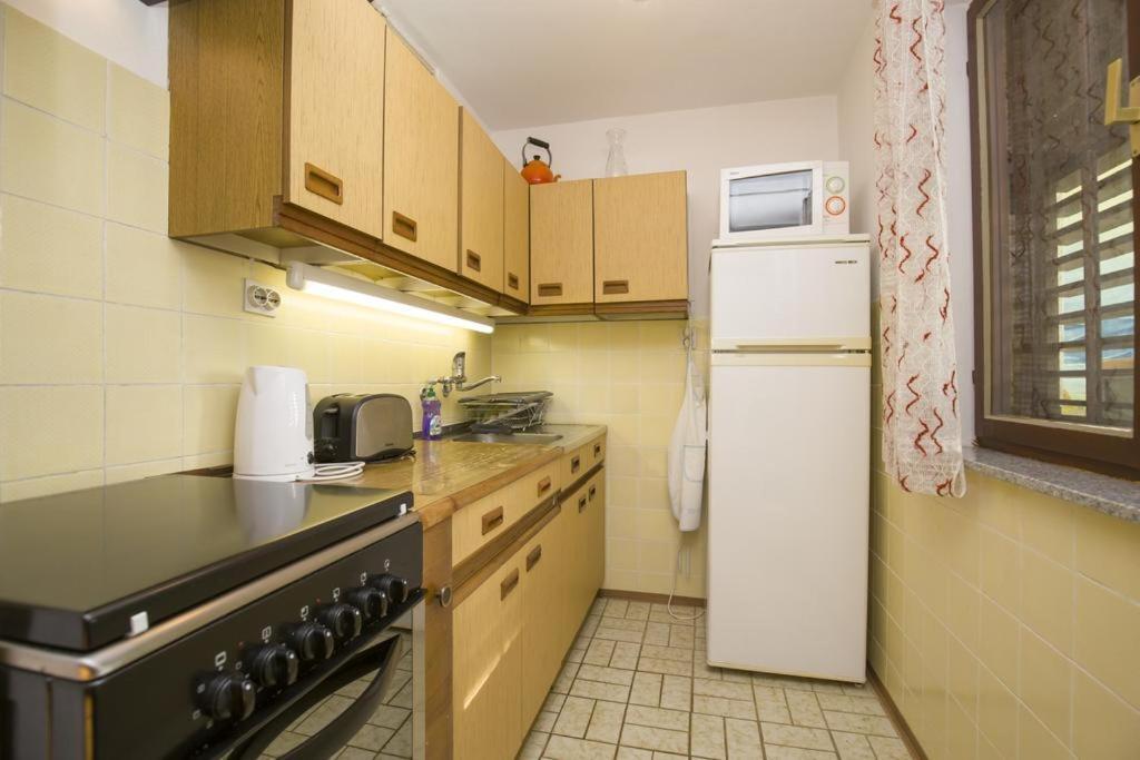 Apartman Laurus Malinska Exterior foto