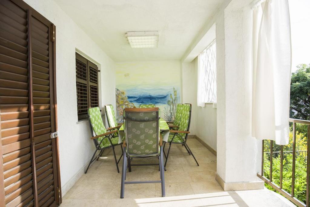 Apartman Laurus Malinska Exterior foto
